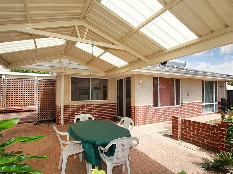 34 Towncentre Drive, Thornlie WA 6108