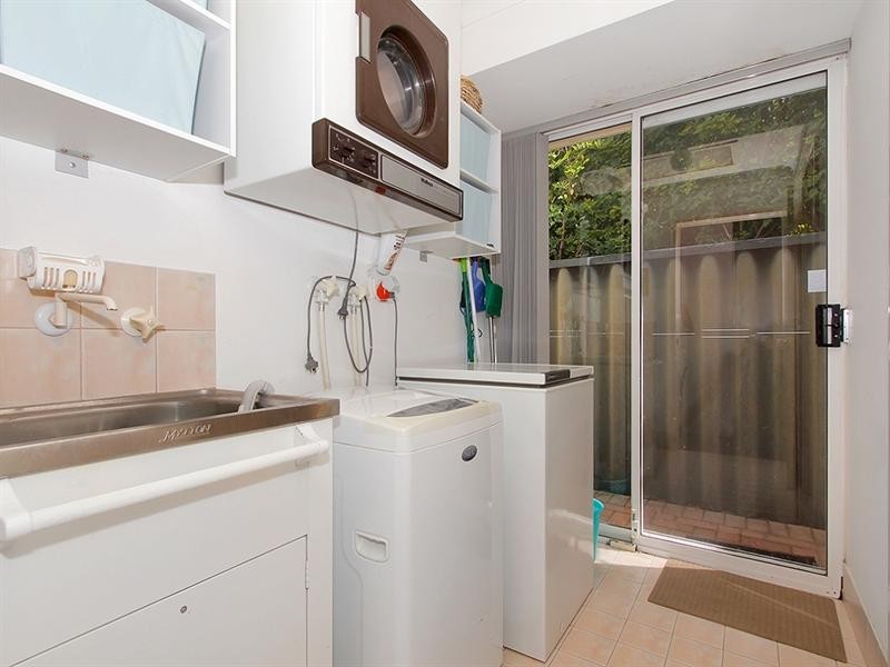 34 Towncentre Drive, Thornlie WA 6108