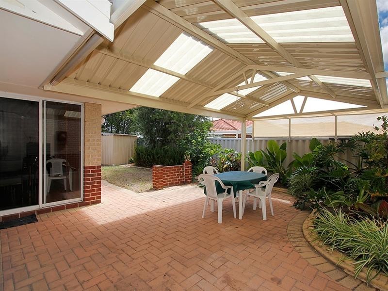 34 Towncentre Drive, Thornlie WA 6108