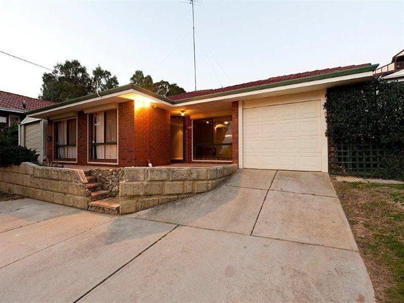 3218 Albany Highway, Mount Nasura WA 6112