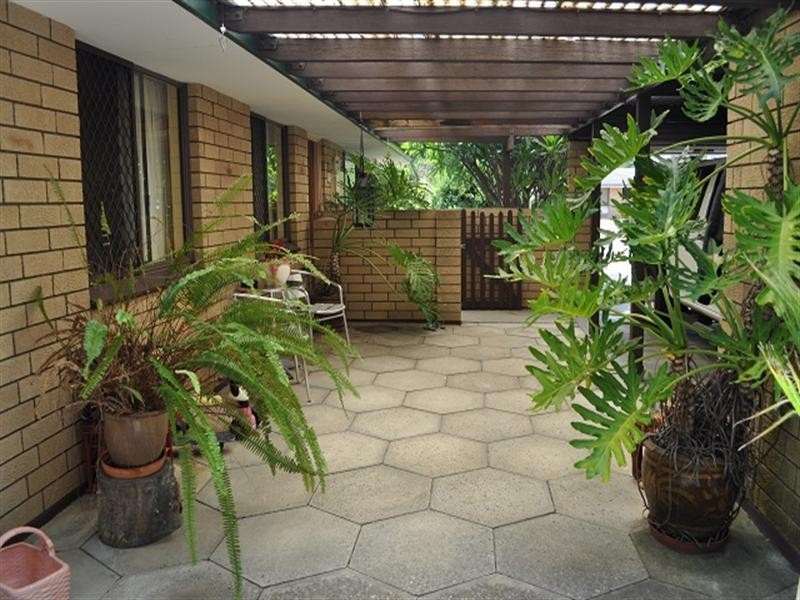 33 Coachwood Way, Maddington WA 6109