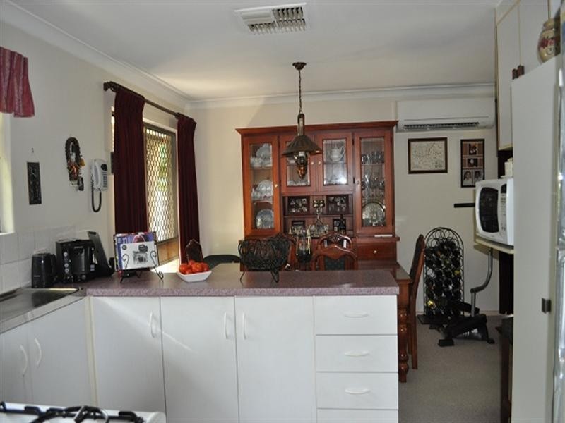 33 Coachwood Way, Maddington WA 6109