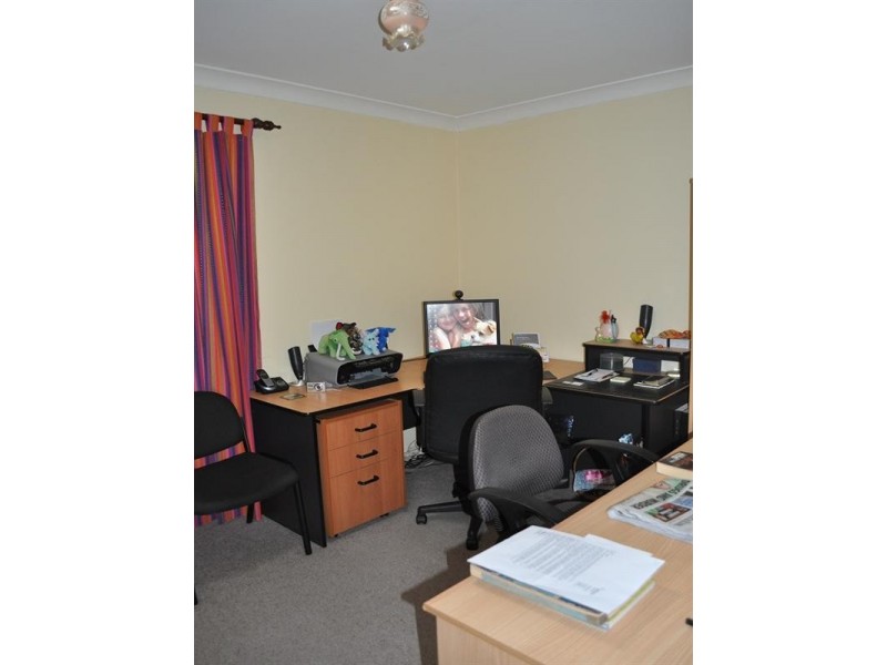 33 Coachwood Way, Maddington WA 6109