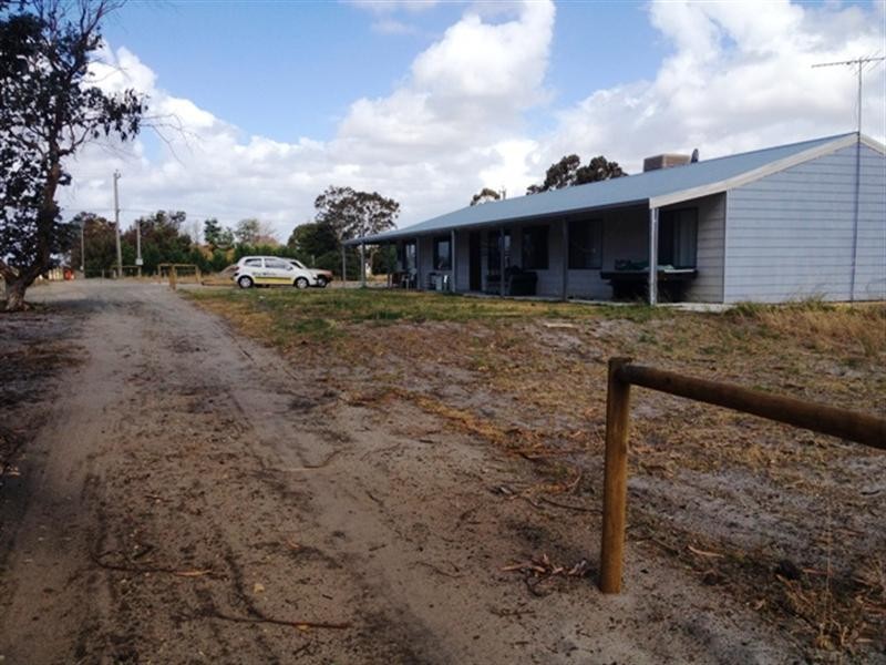 76 Liddelow Road, Banjup WA 6164