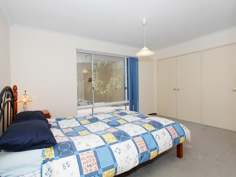 32 Towncentre Drive, Thornlie WA 6108