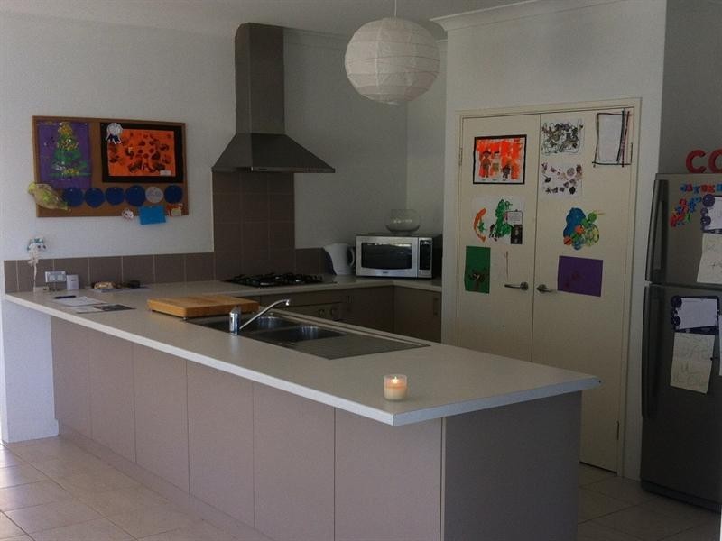 17 Gingerale Circle, Byford WA 6122