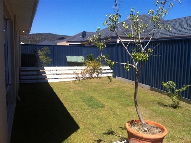 17 Gingerale Circle, Byford WA 6122