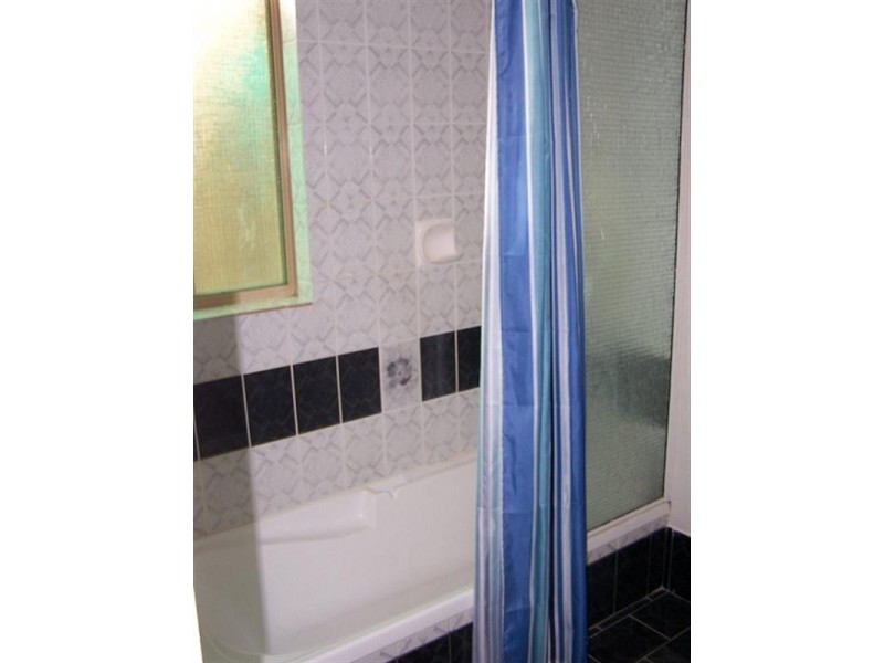 391 Westfield Road, Seville Grove WA 6112