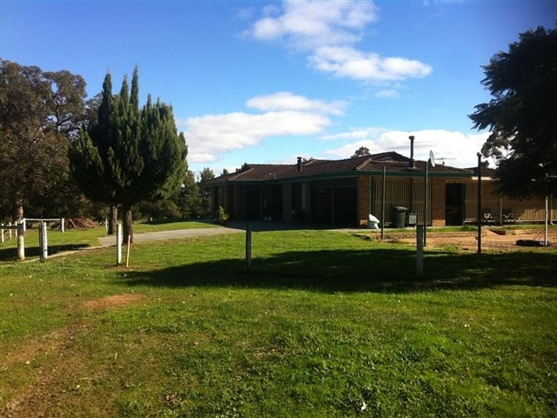 19 Mason Court, Serpentine WA 6125
