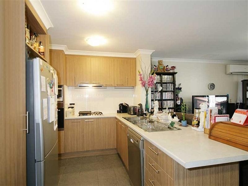 15/11 Serls Street, Armadale WA 6112