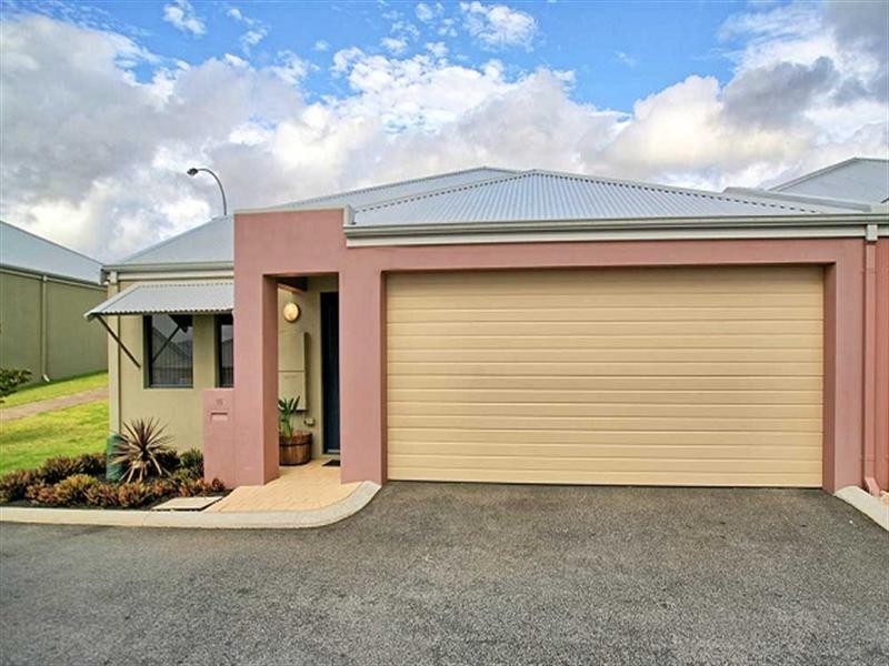 15/11 Serls Street, Armadale WA 6112