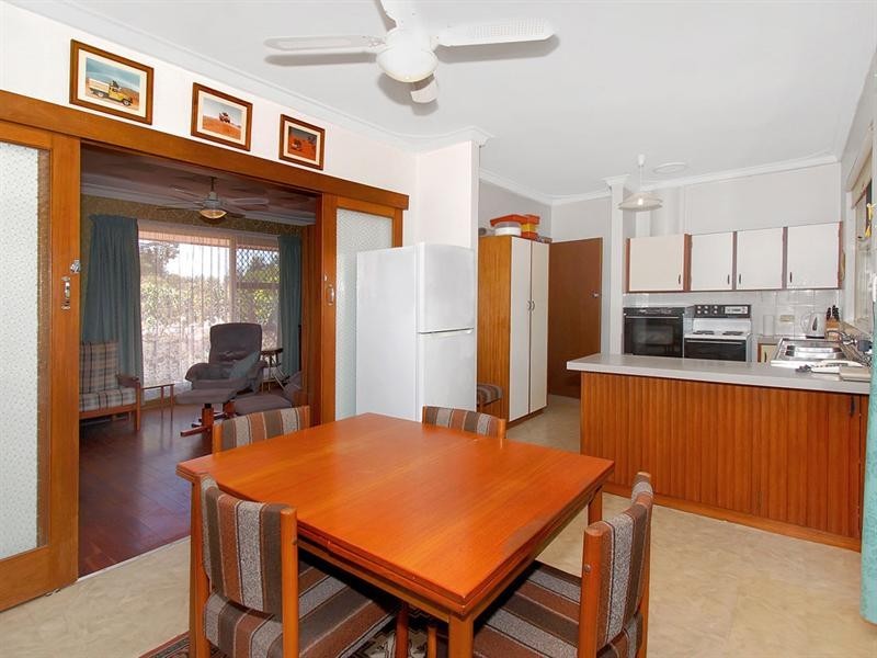 4 Coral Street, Martin WA 6110