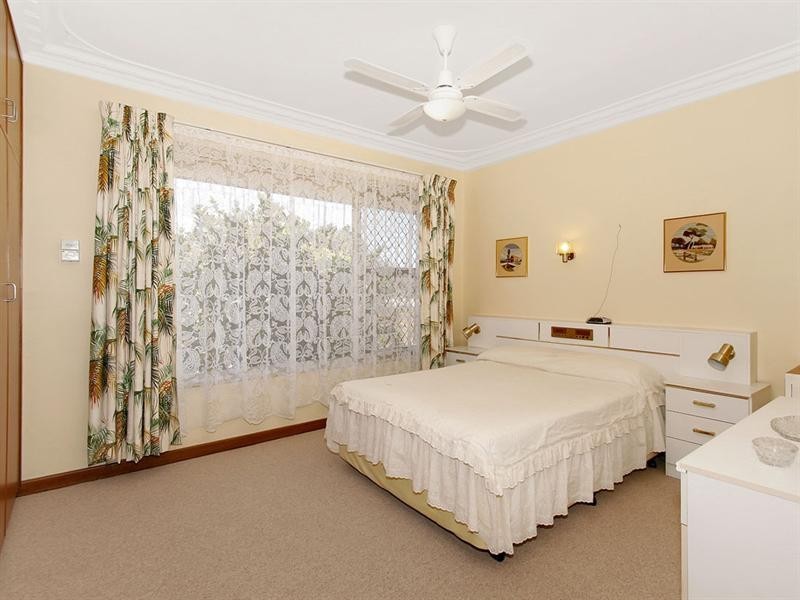 4 Coral Street, Martin WA 6110