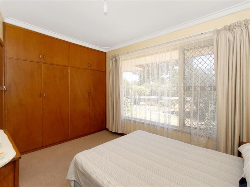 4 Coral Street, Martin WA 6110