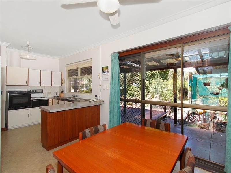 4 Coral Street, Martin WA 6110