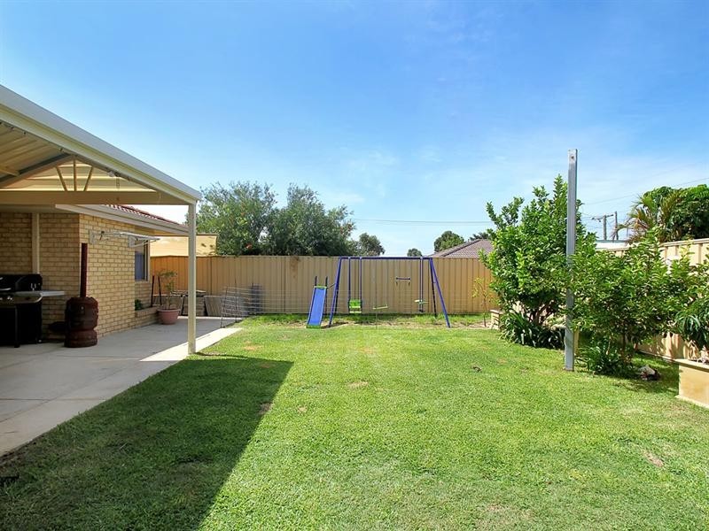 4 Quarram Way, Gosnells WA 6110