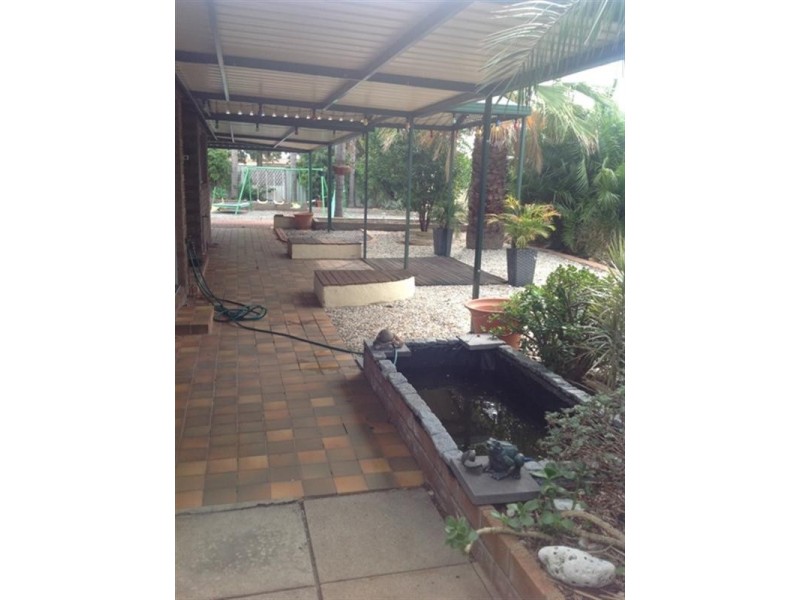 2 Moonstone Place, Gosnells WA 6110