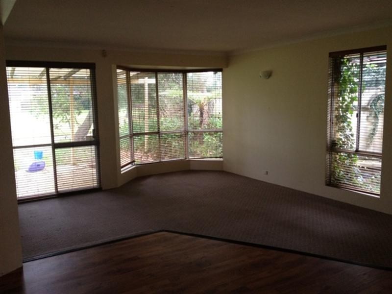 80 Regency Drive, Thornlie WA 6108