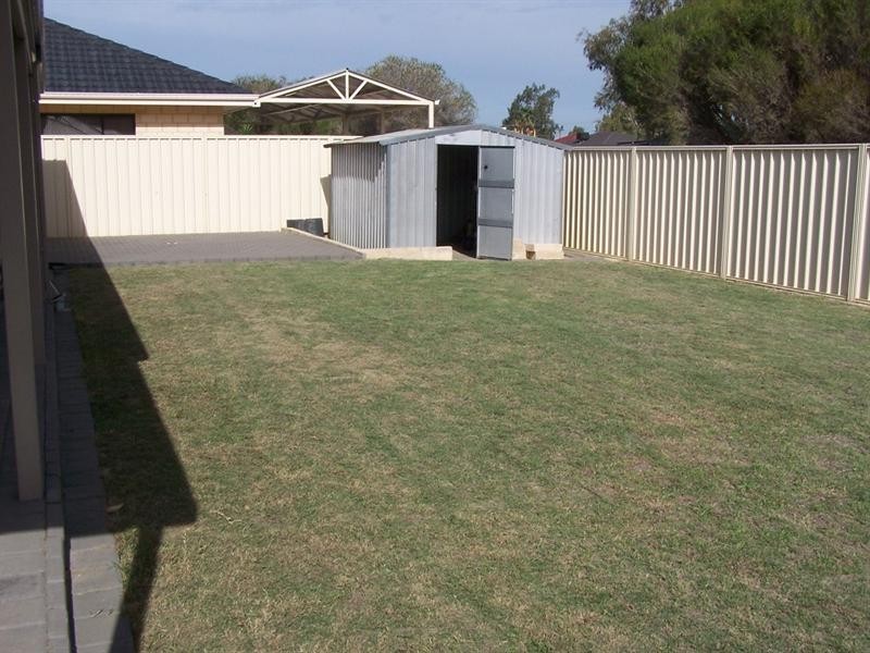 16 Summershill Gate, Kenwick WA 6107