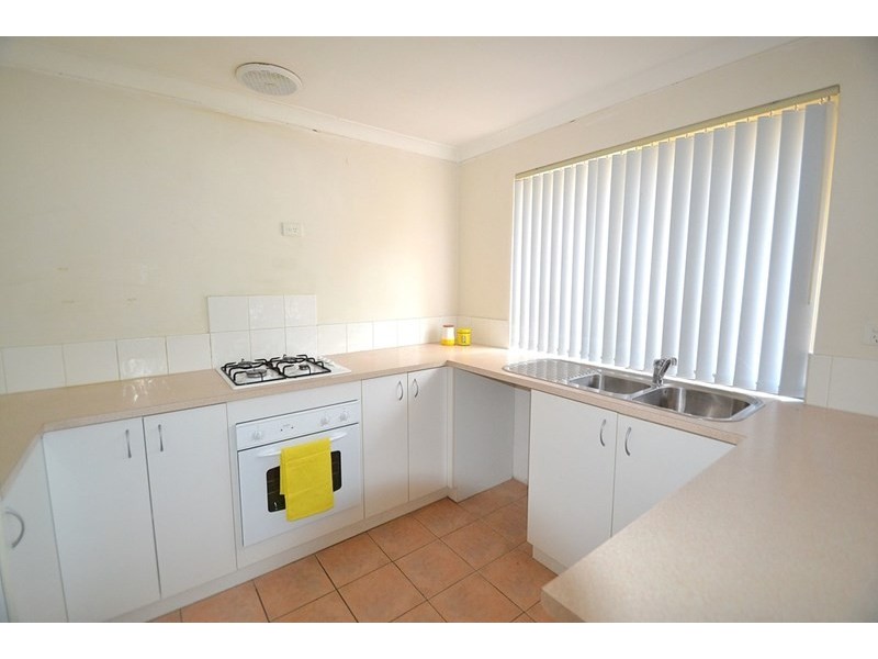 8/20 Fremantle Road, Gosnells WA 6110