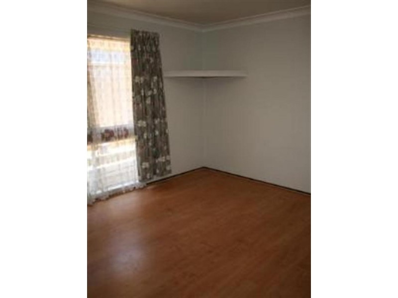 32 Lilian Avenue, Armadale WA 6112