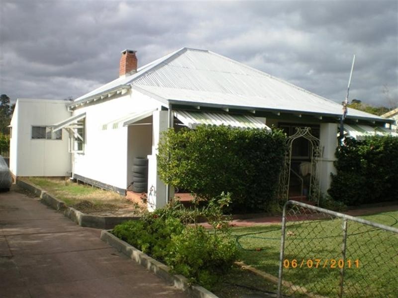 112 Hicks Street, Gosnells WA 6110