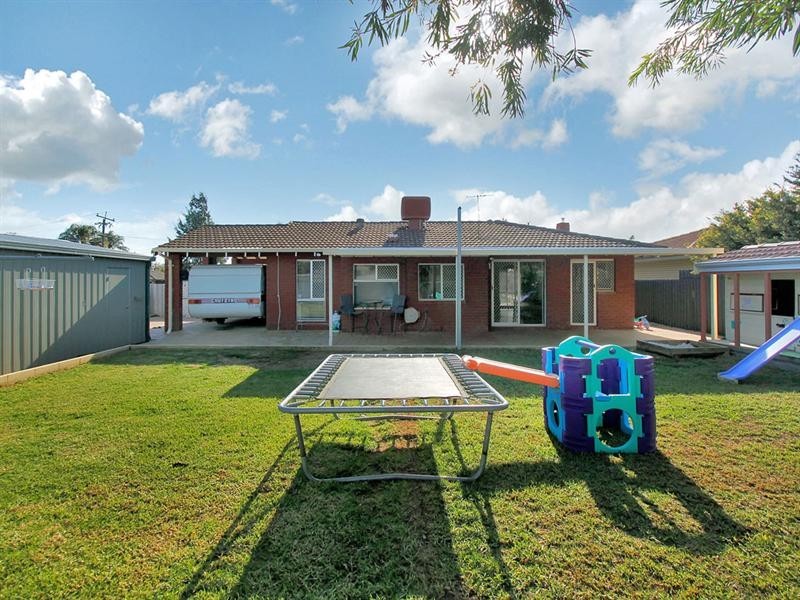 86 Girraween Street, Armadale WA 6112