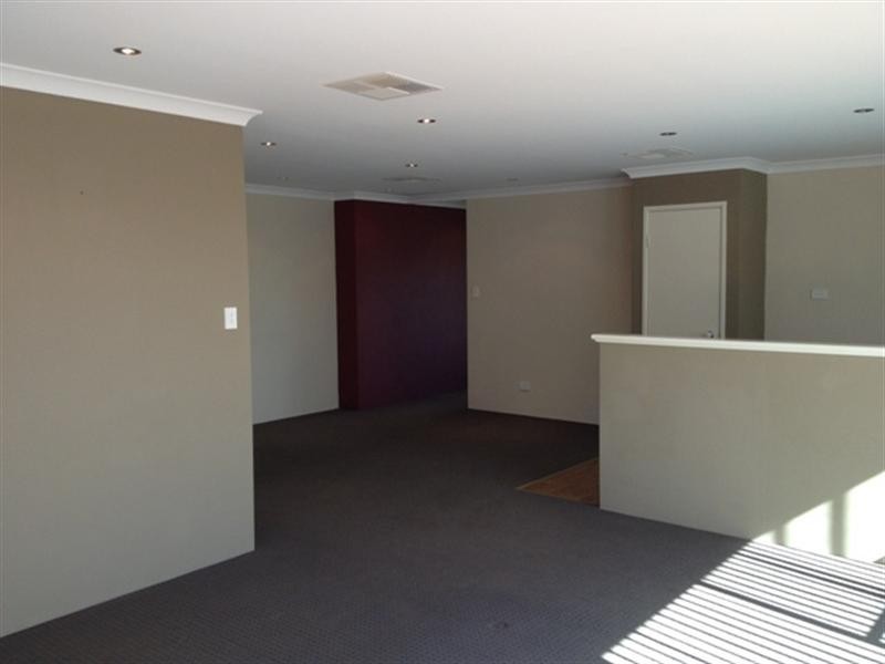 11 KINNEAR Trail, Byford WA 6122