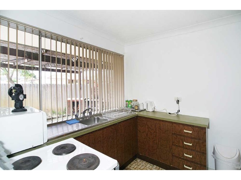 36 Revesby Street, Maddington WA 6109