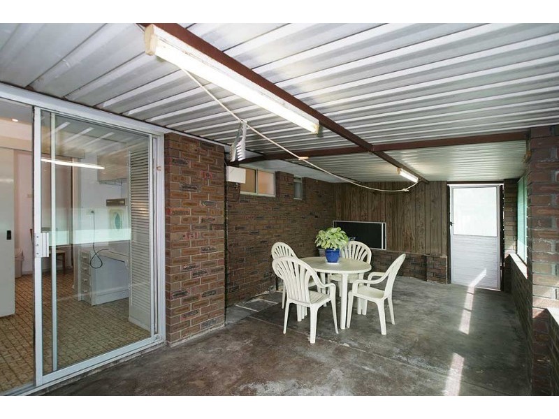 36 Revesby Street, Maddington WA 6109