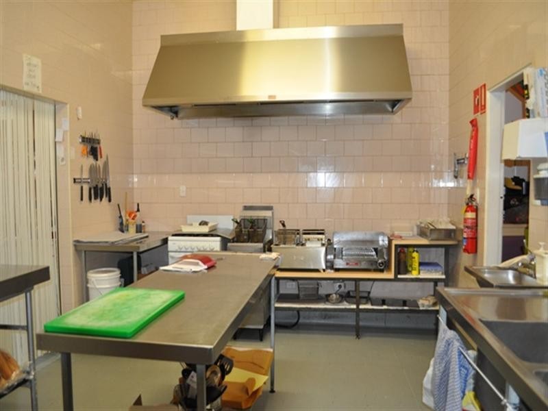 6 Parade Street, Pingelly WA 6308