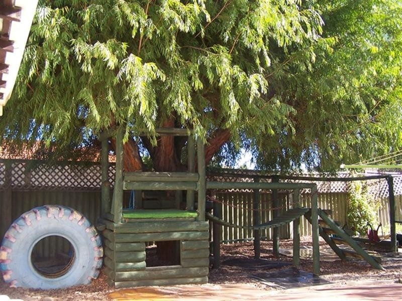 101 Forrest Road, Armadale WA 6112