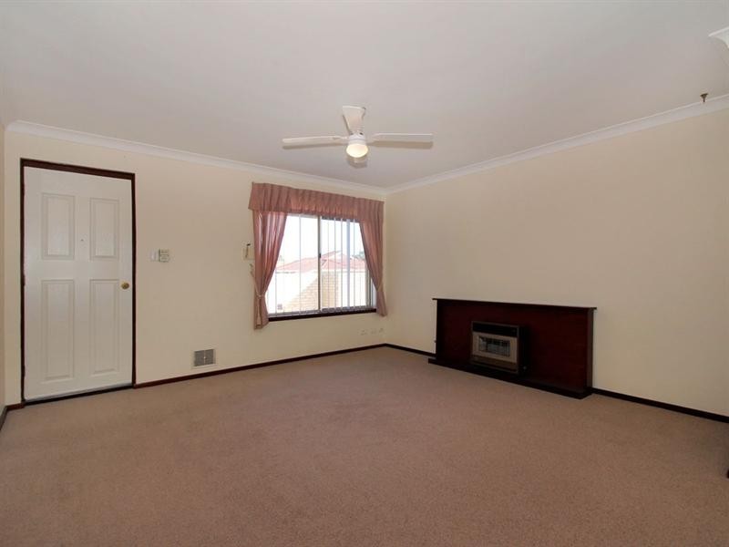 11/12 Attfield Street, Maddington WA 6109