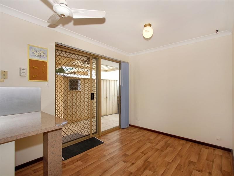 11/12 Attfield Street, Maddington WA 6109