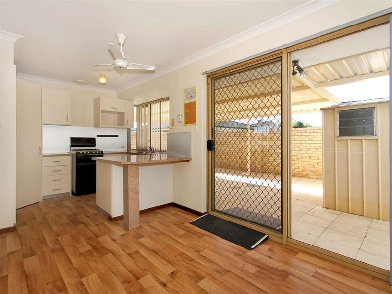 11/12 Attfield Street, Maddington WA 6109