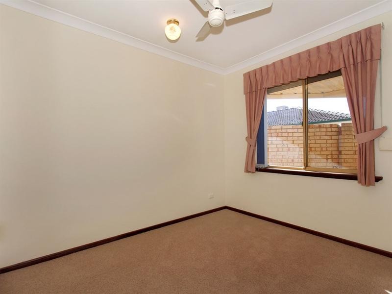 11/12 Attfield Street, Maddington WA 6109