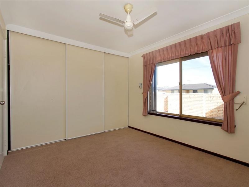 11/12 Attfield Street, Maddington WA 6109