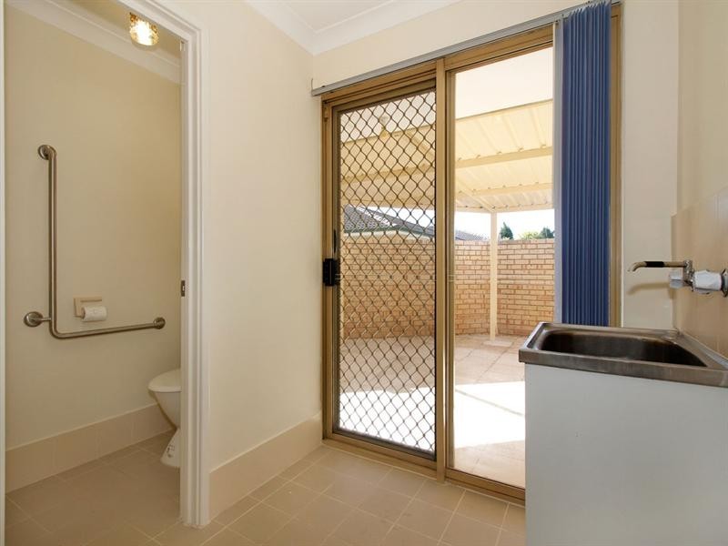 11/12 Attfield Street, Maddington WA 6109