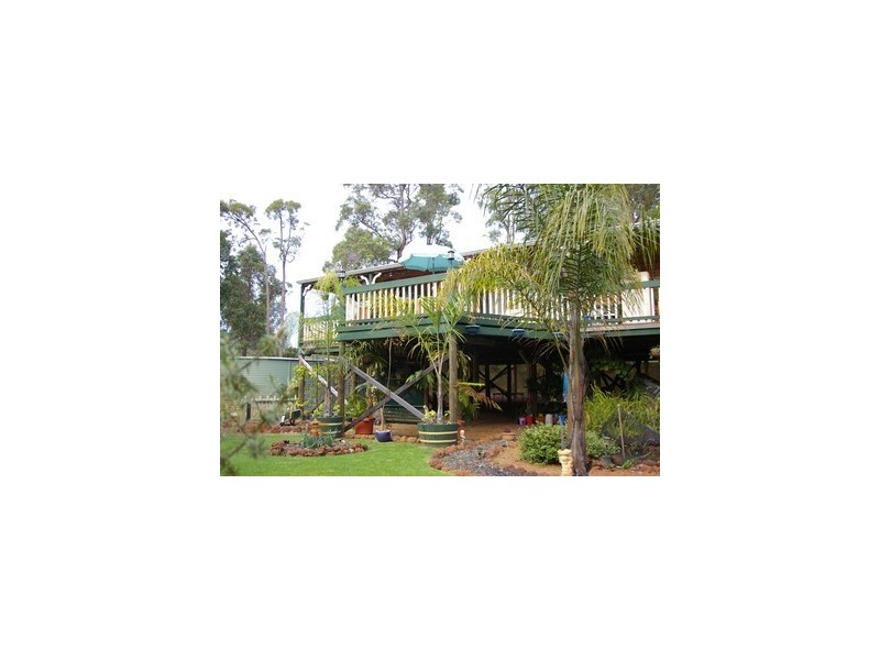 42 Leschenaultia Drive, Jalbarragup WA 6275