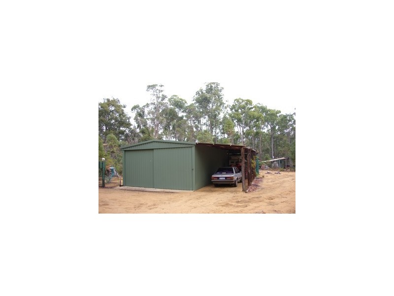 42 Leschenaultia Drive, Jalbarragup WA 6275