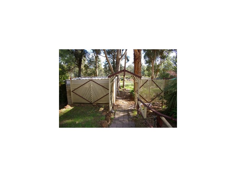 12 North Street, Nannup WA 6275