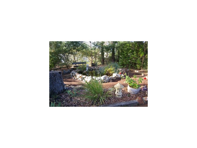 24 Walter Road, Nannup WA 6275