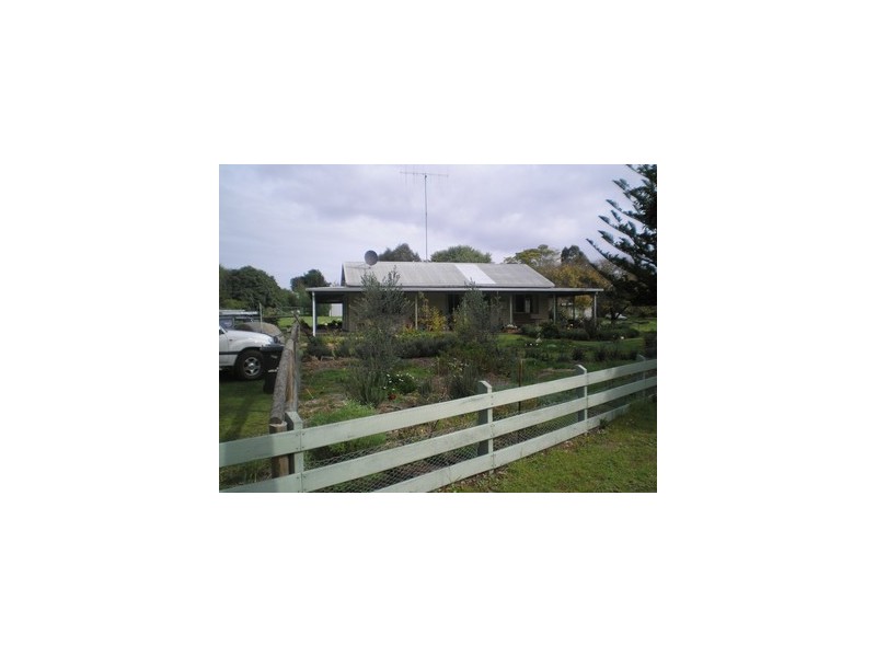 48 Grange Road, Nannup WA 6275