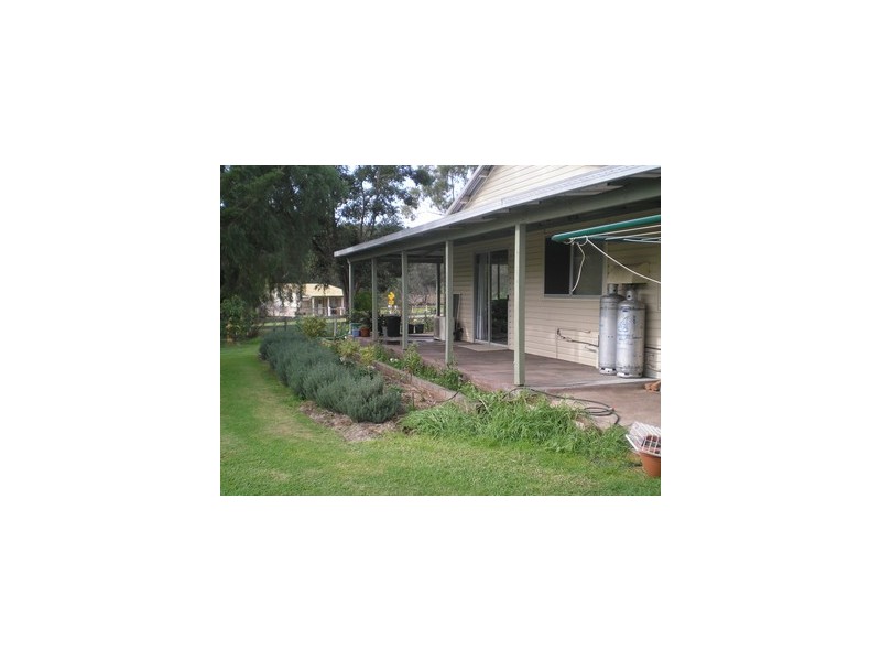 48 Grange Road, Nannup WA 6275