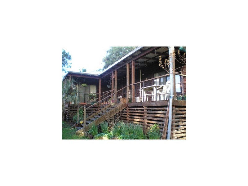 14 North Street, Nannup WA 6275