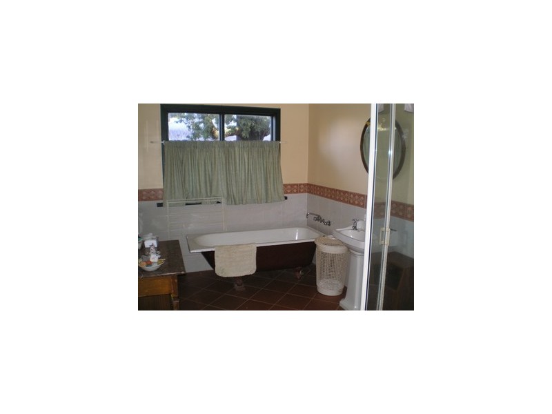 14 North Street, Nannup WA 6275