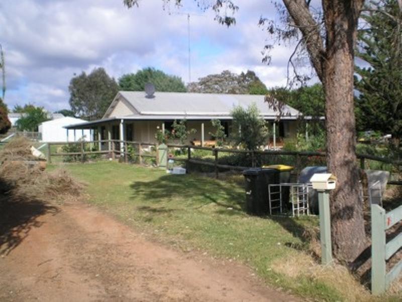 48 Grange Road, Nannup WA 6275