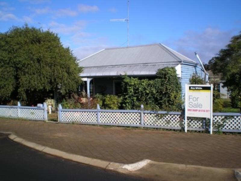 48 Warren Road, Nannup WA 6275