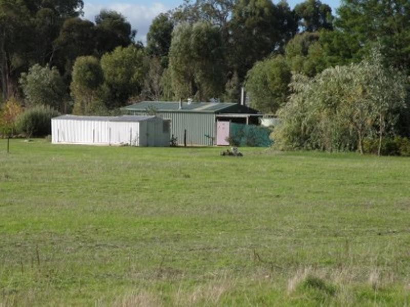 53 Greenwood Road, Nannup WA 6275