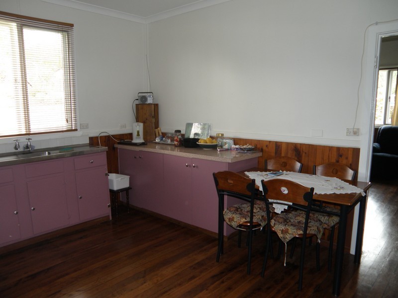 2 Higgins Street, Nannup WA 6275